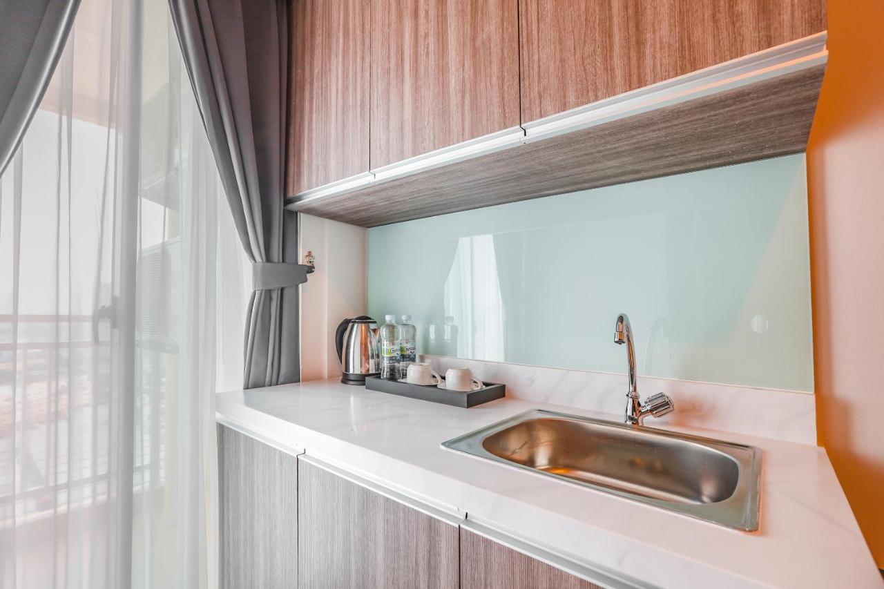 Collection O 16 Vittoria Residence Giacarta Esterno foto